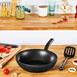 Tefal Daily Chef Black Induction Non-Stick Wok 28cm 9 Tefal Daily Chef Black Induction Non-Stick Wok 28cm -Dinnerware Sales BP620166 nc 2