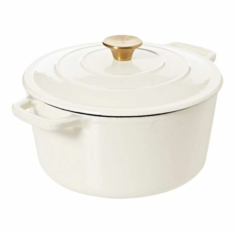 Smith & Nobel Luxe Cast Iron Casserole 5L Almond Gold 4 Smith & Nobel Luxe Cast Iron Casserole 5L Almond Gold - Image 2