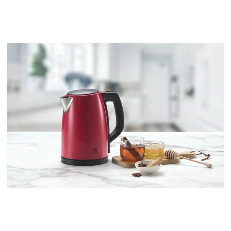 Smith & Nobel Kettle Red 1.7L 4 Smith & Nobel Kettle Red 1.7L - Image 2
