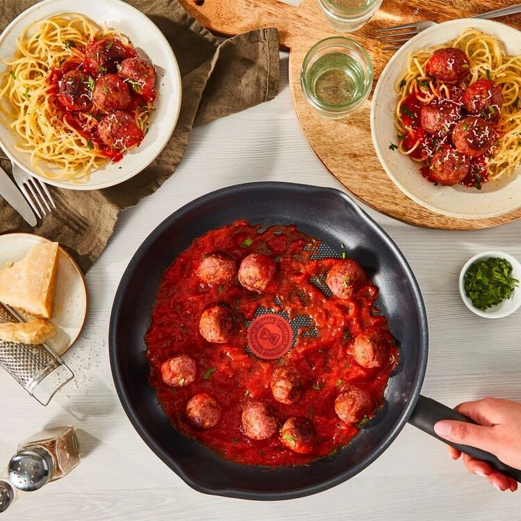 Tefal Family Day Non-Stick Frypan 20cm 4 Tefal Family Day Non-Stick Frypan 20cm - Image 2