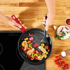 Tefal Daily Chef Red Induction Non-Stick Frypan 28cm 10 Tefal Daily Chef Red Induction Non-Stick Frypan 28cm -Dinnerware Sales SP 620507 5