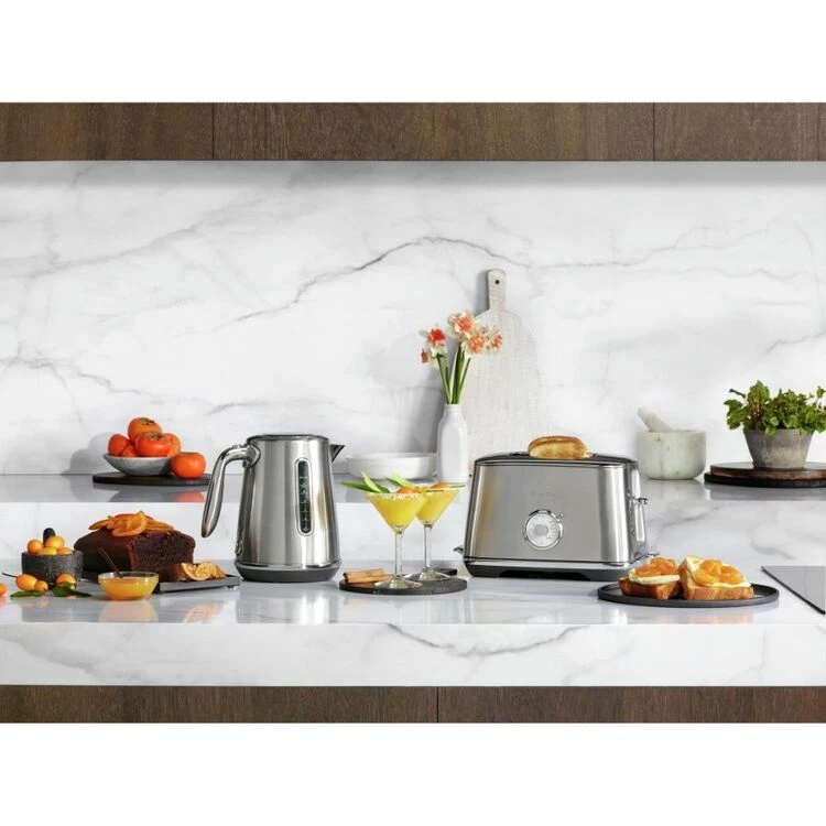 Breville The Soft Top Luxe Brushed Stainless Steel Kettle 5 Breville The Soft Top Luxe Brushed Stainless Steel Kettle - Image 3