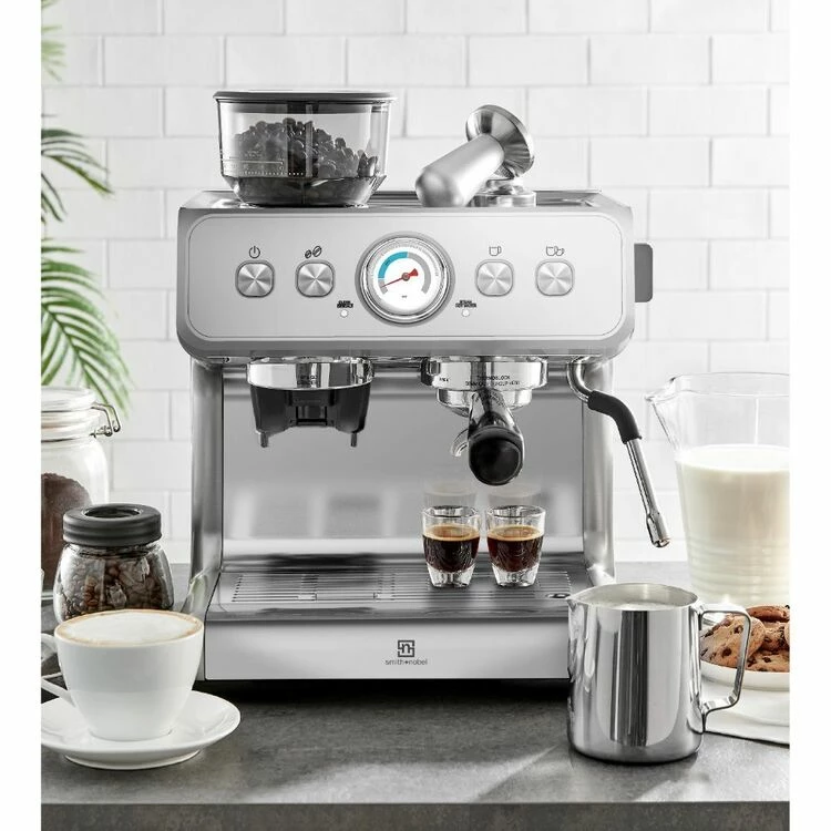 Smith & Nobel 850W Coffee Machine With Steam Wand BCM0205D 4 Smith & Nobel 850W Coffee Machine With Steam Wand BCM0205D - Image 2